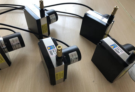 �������-���Kλ�Ƃ������a(ch��n)���`���������Ď��c(di��n)��